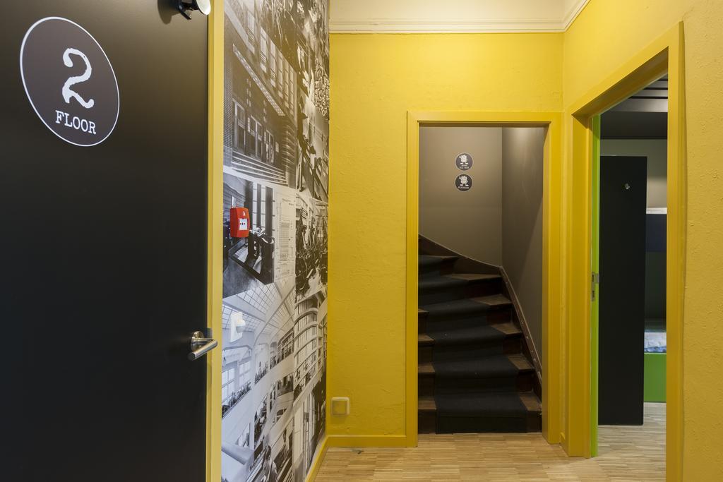 Backstay Hostel Gand Esterno foto